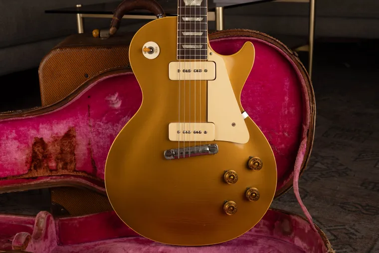 Front body view of an original 1954 Gibson Les Paul Goldtop