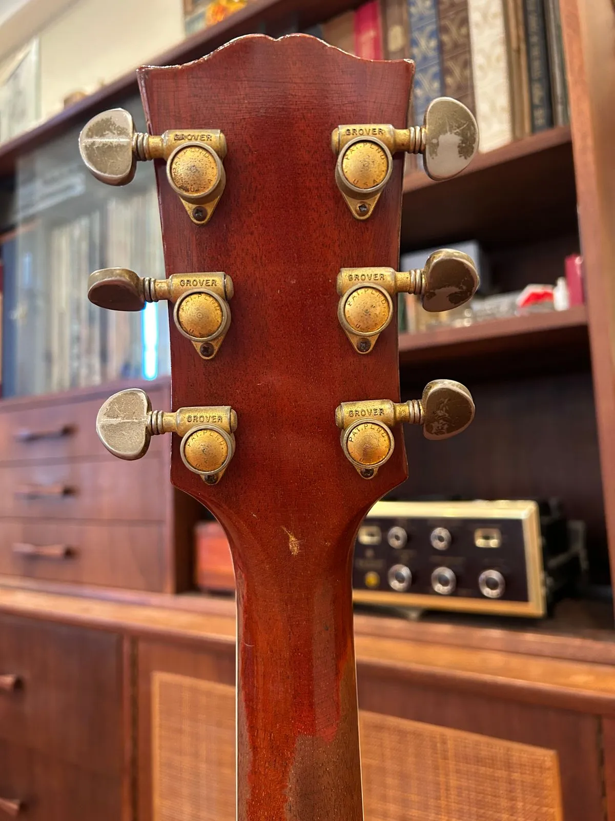 Detail view 5 of the 1959 Gibson ES-355