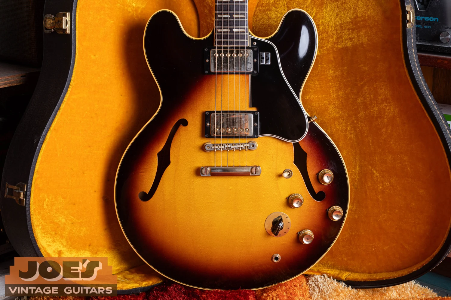 Sunburst Gibson ES-345 with a stopbar, gold hardware and Varitone controls