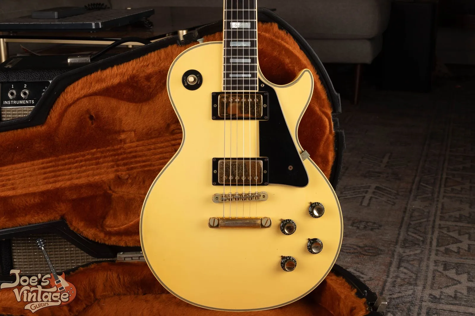1976 Alpine White Gibson Les Paul Custom with gold hardware and a cream-colored finish