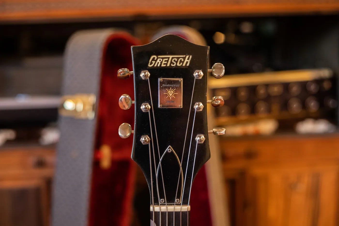 1959 Gretsch 6118 Double Anniversary showing headstock and anniversary badge