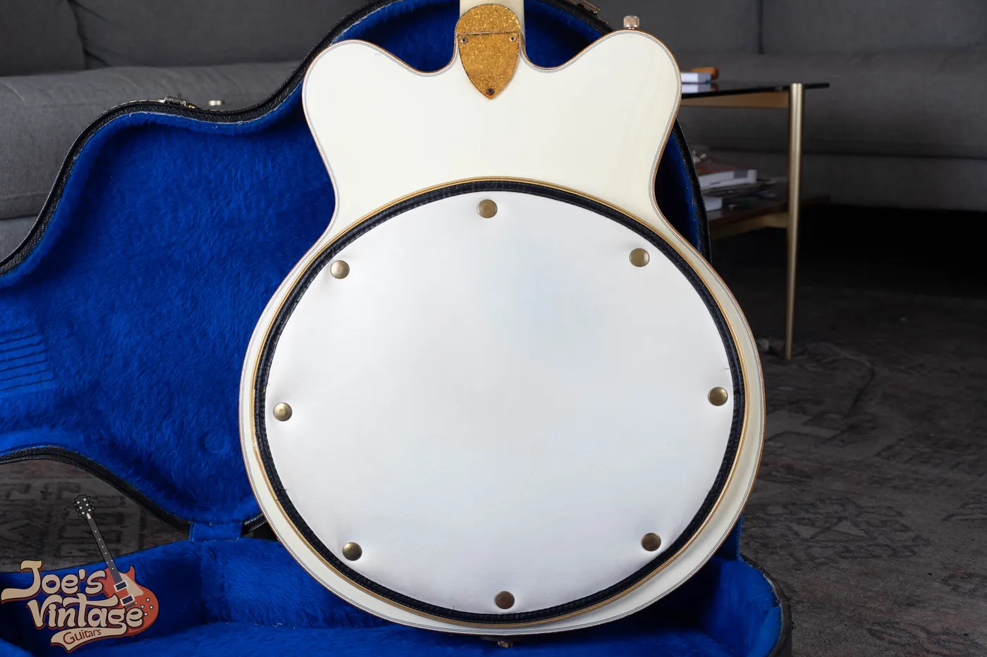 1976 Gretsch White Falcon Mono showing padded back