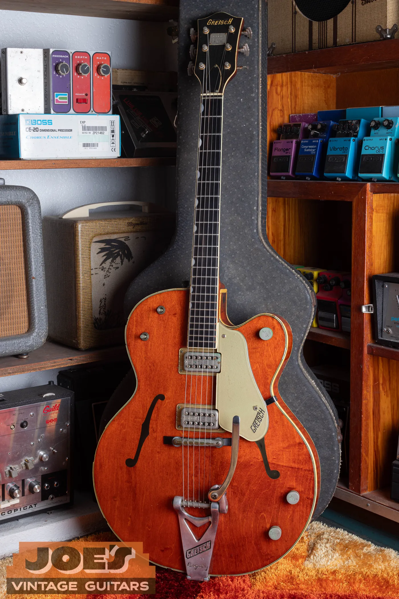 Gretsch Country Gentleman, Archived As 1959 showing complete front