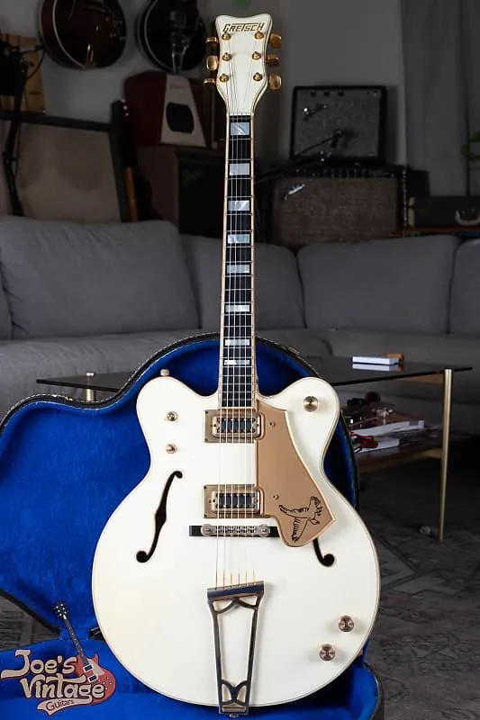 Vintage 1959 Gretsch 6120 shown full length in its case