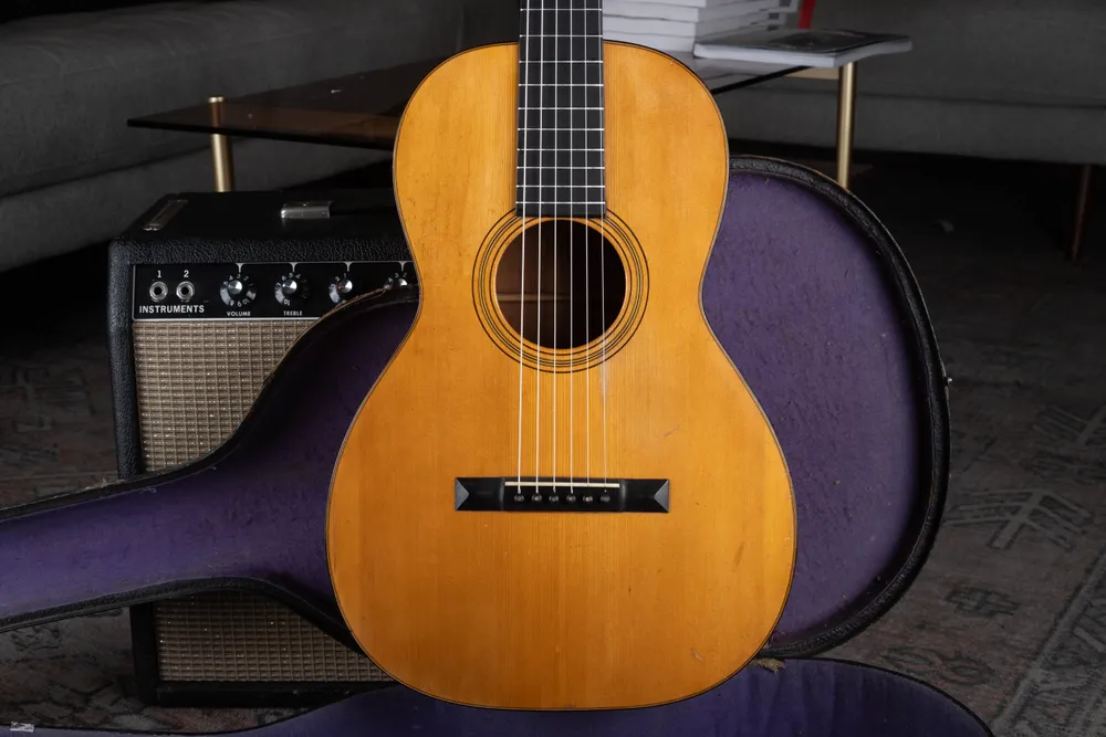 Vintage 1920s Martin 00-18 from the Joe's Vintage Guitars archive