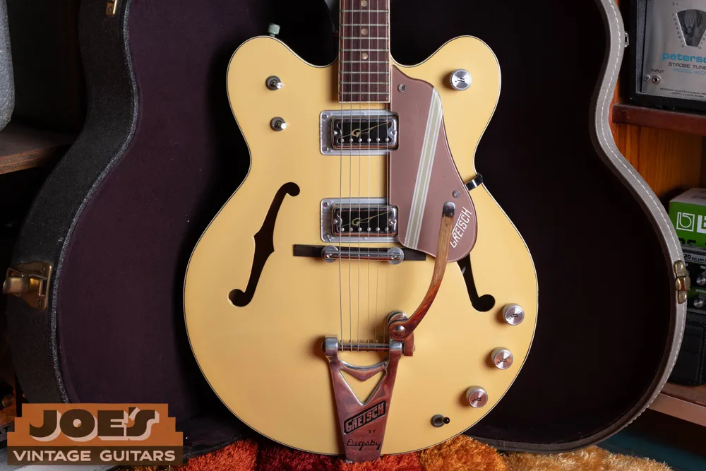 Gretsch Rally with contrasting top, sides and pickguard