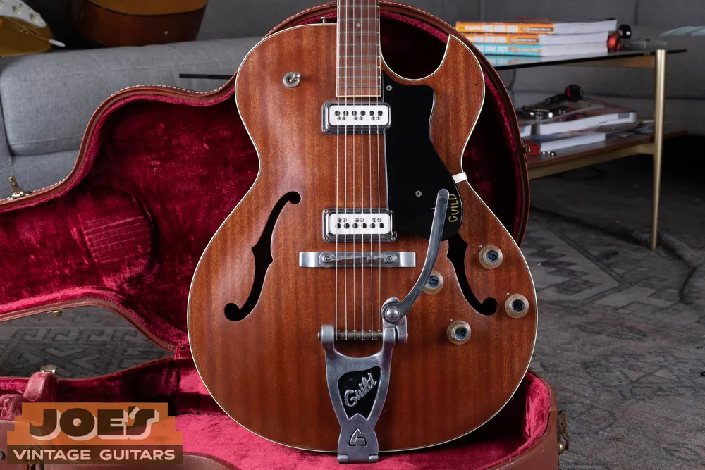 Single-cutaway Guild Starfire III from Joe’s photo archive