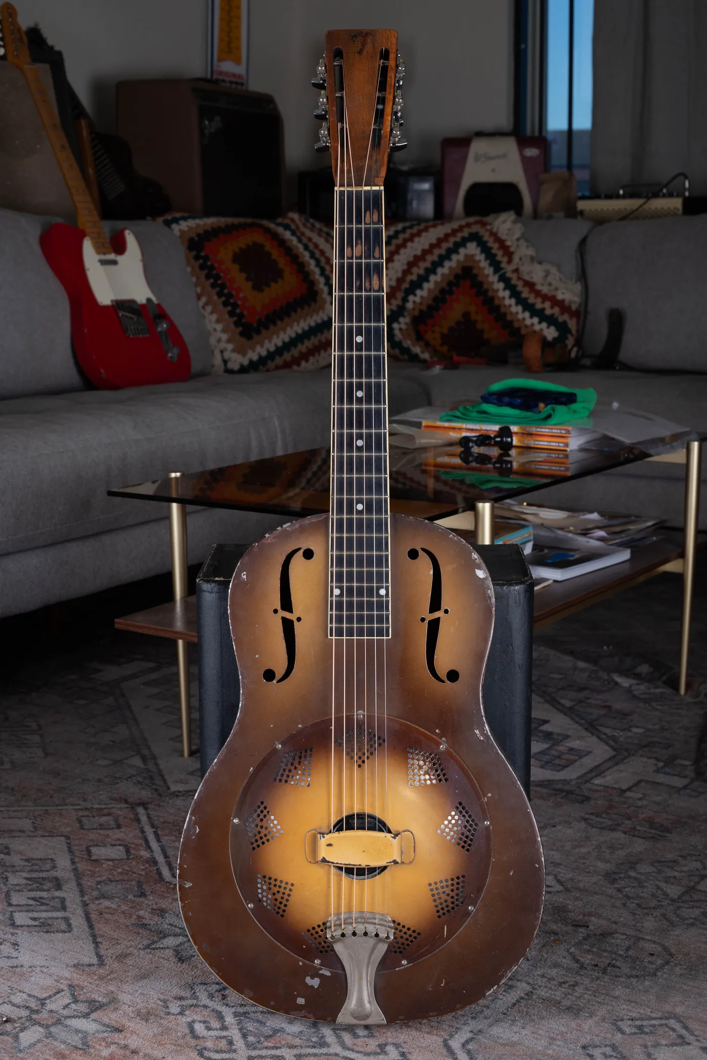 1930s National Triolian showing complete metal-body front