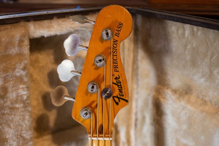 1971 Fender Precision Bass Fretless - Image 5