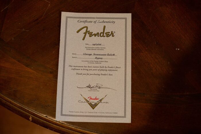 2006 Fender Stratocaster Custom Shop Relic - Image 4