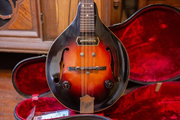 1930s Gibson EM-150
