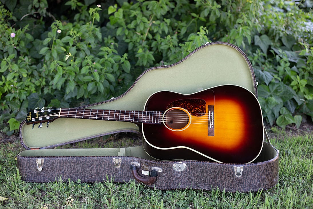 Vintage Gibson J-45 Acoustic Guitar