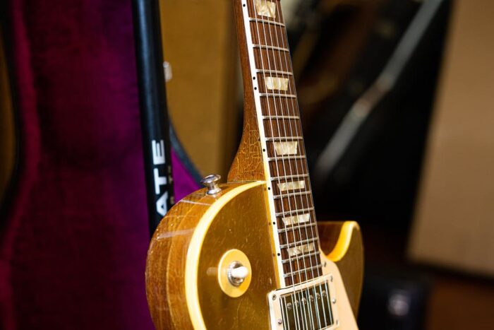 1971 Les Paul Deluxe Goldtop - Image 9