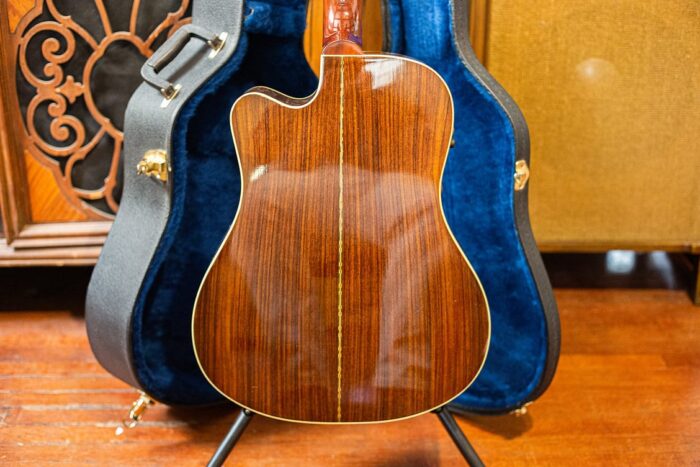 2006 Gibson Songwriter - Image 2