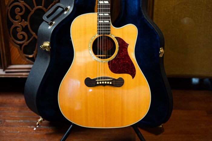 2006 Gibson Songwriter