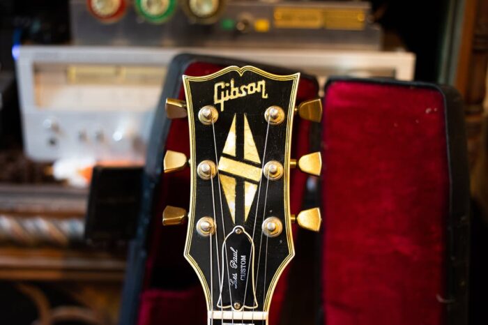 1983 Gibson Les Paul Custom - Image 3