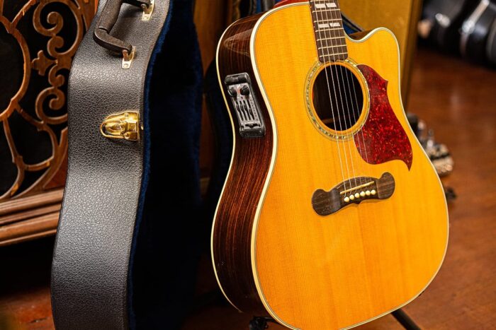 2006 Gibson Songwriter - Image 7