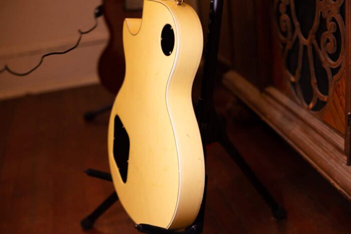 1983 Gibson Les Paul Custom - Image 4