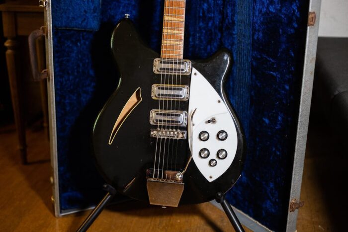 1966 Rickenbacker 375