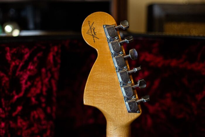 2006 Fender Stratocaster Custom Shop Relic - Image 6