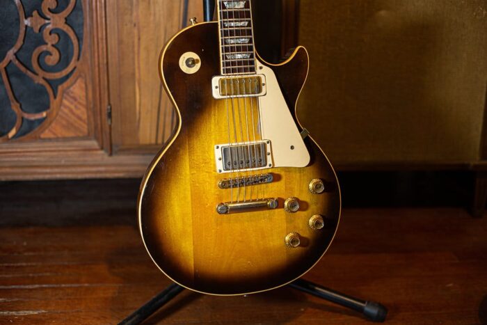 1976 Gibson Les Paul Deluxe
