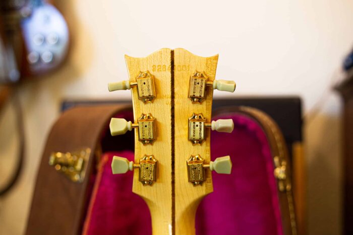 1990 Gibson J-200 - Image 7
