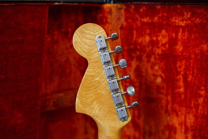 1965 Fender Stratocaster - Image 13