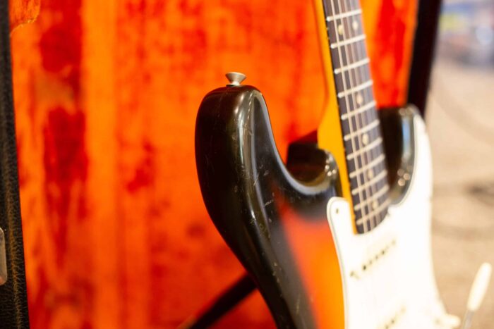 1965 Fender Stratocaster - Image 7