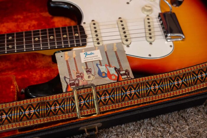 1965 Fender Stratocaster - Image 2
