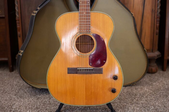 1960s Harmony H-55