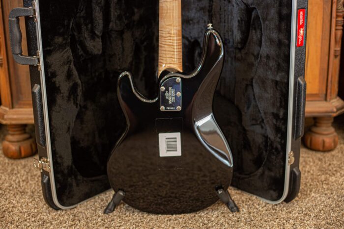 Musicman BFR Bombshell Short Scale Stingray 2022 Black - Image 6