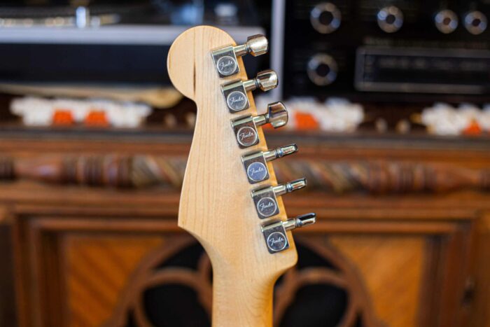1988 Fender Stratocaster - Image 6
