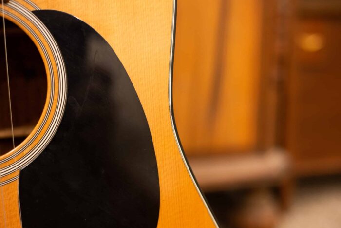 1990 Martin D-18 - Image 6