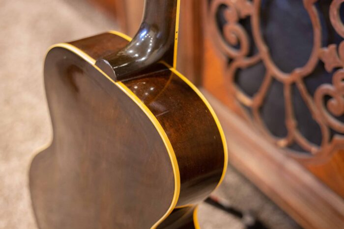 1952 Gibson L-50 - Image 5