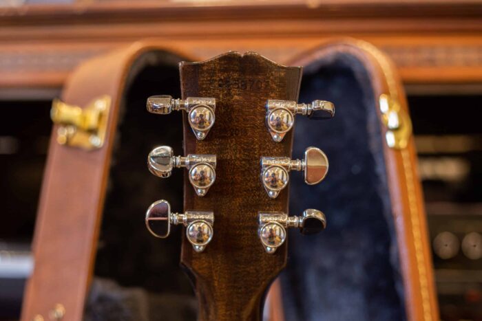 2018 Gibson ES-335 Ice Blue Metallic - Image 4