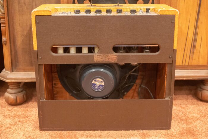 Guild 100J Tube Amplifier - Image 5