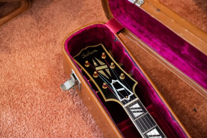 1937 Gibson Super 400 Sunburst - Image 16
