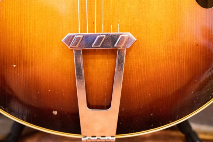 1946 Gibson L7 - Image 3