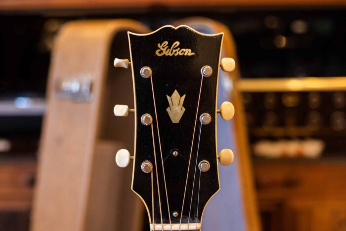 1946 Gibson L7 - Image 4