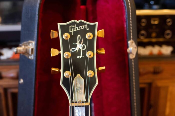 1979 Gibson Les Paul Artist - Image 4