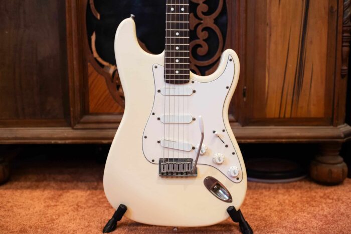1989 Fender Stratocaster Custom Shop Olympic White