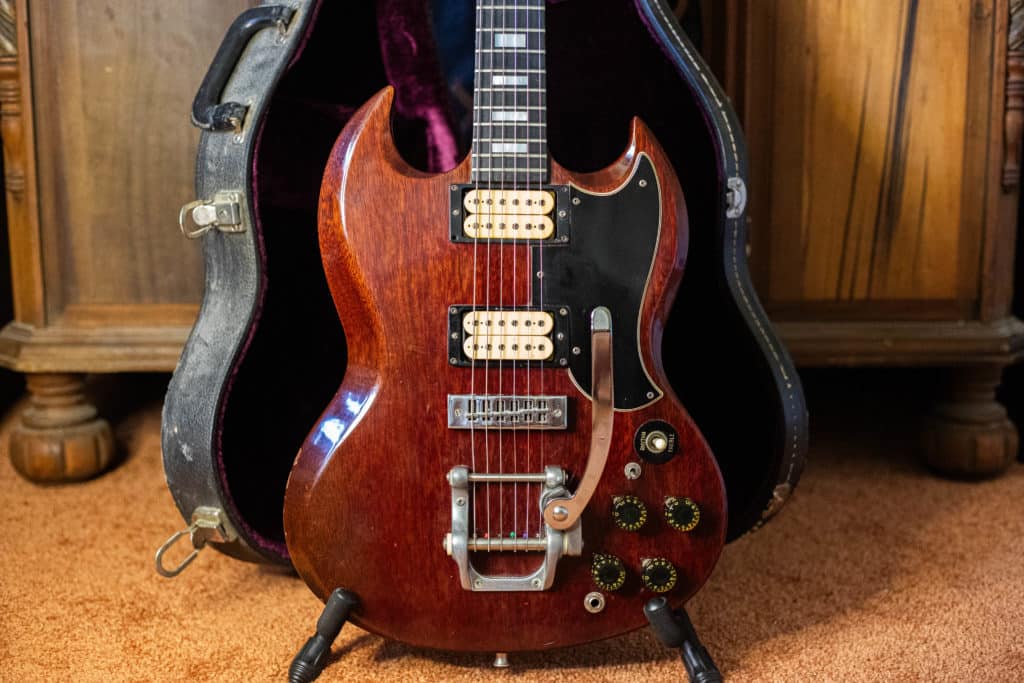 Gibson SG スタンダード1973年製　ヴィンテージ Gibson SG Standard Cherry 1973 – Chicago Music Exchange