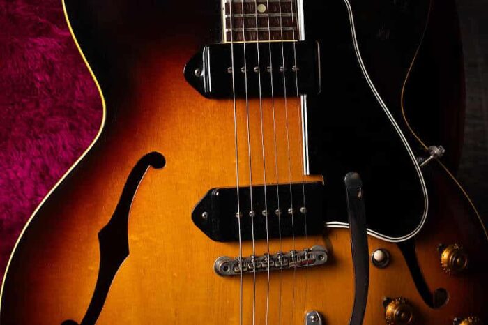 Gibson ES-330 1959 - Sunburst - Image 8