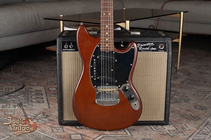 Fender Mustang 1975 - RARE Mocha Finish!