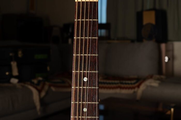 Martin D-19 1980 - Gorgeous Ambered Top - Image 4