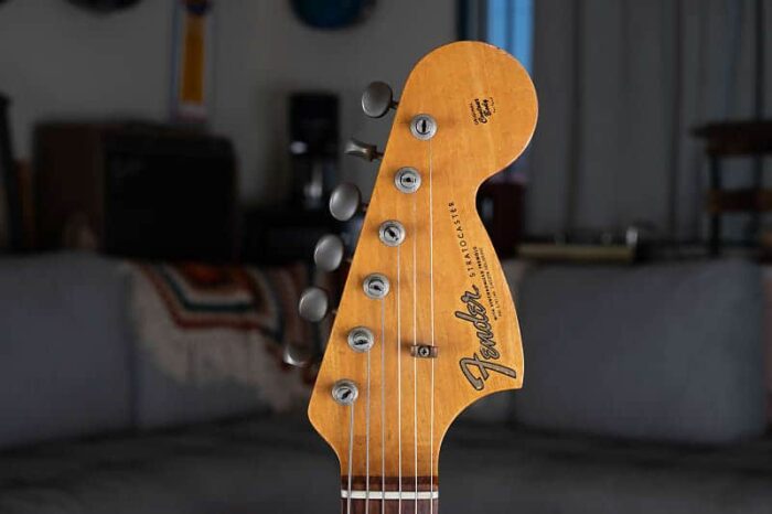 Fender Stratocaster 1966 - Lake Placid Blue - Image 3