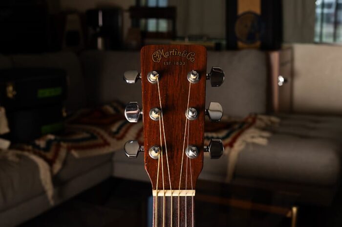 Martin D-19 1980 - Gorgeous Ambered Top - Image 3