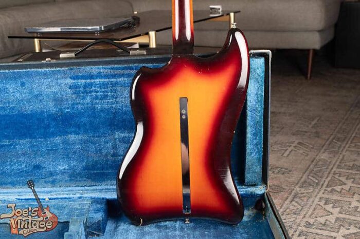 Guild S-200 Thunderbird 1965 - Sunburst - Image 8