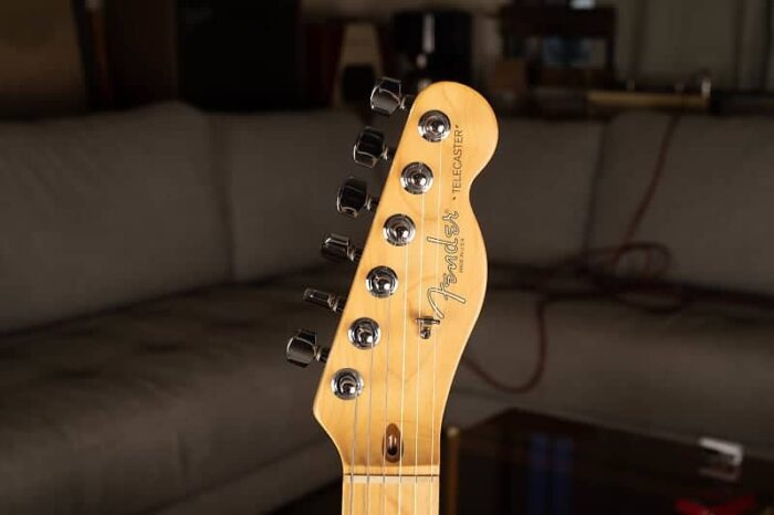 Fender Telecaster 1997 - Lake Placid Blue - Image 3