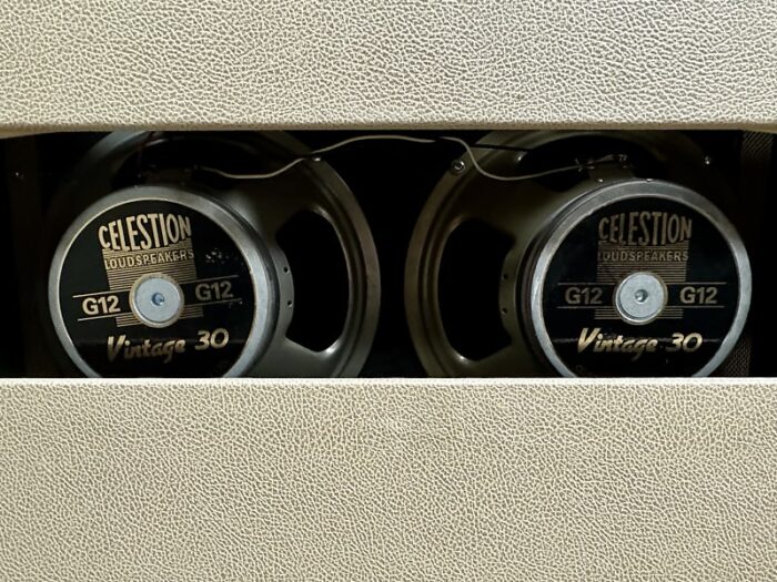 Marshall JCM 800 Lead Series Model 4104 50-Watt Master Volume 2x12 Combo 1980s - Black - Image 10